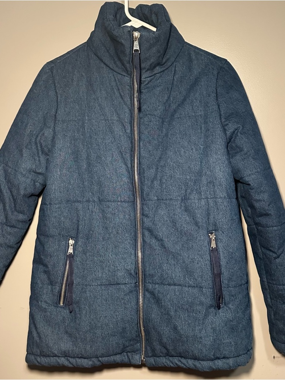 Romeo & Juliet Couture women’s Denim-Style Navy Puffer Jacket